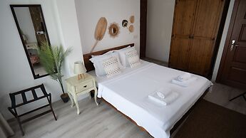 Pupa Alacati Butik Otel