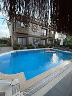 Pupa Alacati Butik Otel