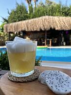 Pupa Alacati Butik Otel