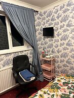 Hotel 5 Ravenhurst Drive