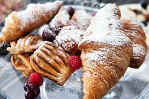 Luwian Athens Boutique Hotel