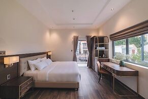 Sunset Hill Hotel