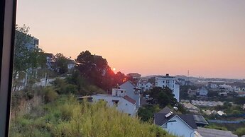 Sunset Hill Hotel