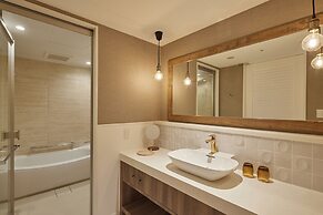 THE SENAGAJIMA STORY LINE