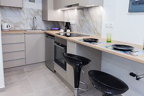 Brand Urban Getaway in Megaro Mousikis