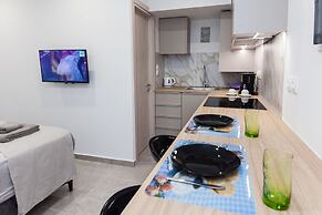 Brand Urban Getaway in Megaro Mousikis