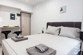 Brand Urban Getaway in Megaro Mousikis