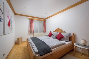 Buccara Apartments