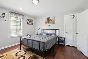 Atl Home Close To Airport, Tyler Perry, Betline 3 Bedroom Home by Reda