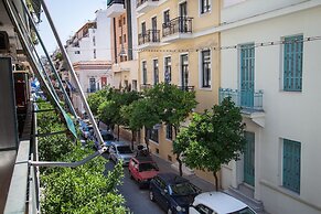 Luxury Pireas Stay New 2BR Urban Escape