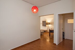 Luxury Pireas Stay New 2BR Urban Escape