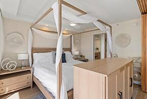 Mana Kai #403 2 Bedroom Condo