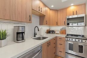 Mana Kai #403 2 Bedroom Condo