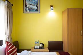 Deepjyoti Inn & Homestay