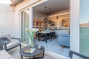 Casa Marta in Lucca With 2 Bedrooms and 1 Bathrooms