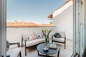 Casa Marta in Lucca With 2 Bedrooms and 1 Bathrooms