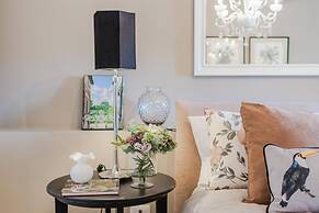 Casa Marta in Lucca With 2 Bedrooms and 1 Bathrooms