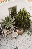 Encanto Guesthouse