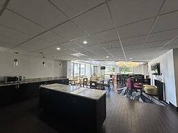 Comfort Inn Dallas North Love Field Airport