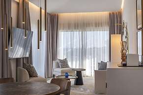 Dionis Boutique Hotel & Spa