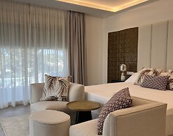 Dionis Boutique Hotel & Spa