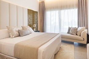 Dionis Boutique Hotel & Spa