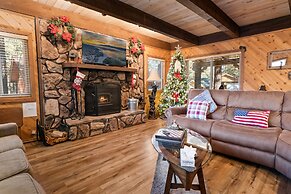 Summit Mountain Lodge