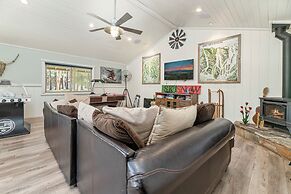 Summit Mountain Lodge