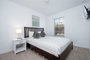 Amazing 4Bd Screened Pool Close to Disney 4572