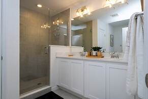 Charming 3Bd Close to Disney @ Festival 1026