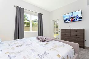 Family Friendly 2 Bd Close to Disney @ Champions Gate 8899