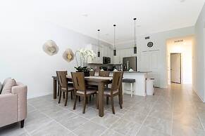 Family Friendly 2 Bd Close to Disney @ Champions Gate 8899