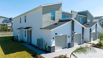 Family Friendly 2 Bd Close to Disney @ Champions Gate 8899