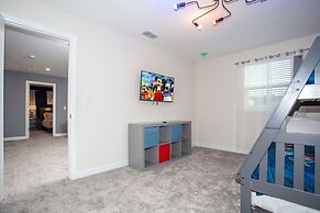 Fantastic Eight Bedrooms SF w/ Screened Pool at Storey Lake Resort 288