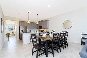 Gorgeous 3Bd Close to Disney @Champions Gate 993