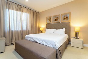 Gorgeous 4 Bd Close to Disney @ Magic Village 3114