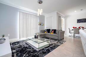 Gorgeous 4 Bd w/ Pool @ Storey Lake Resort 2653