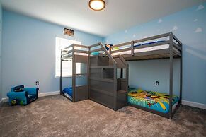 Gorgeous 4 Bd w/ Pool @ Storey Lake Resort 2653