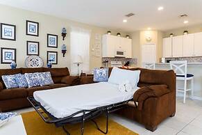 Gorgeous 4 Bedroom w/ Pool Close to Disney 920