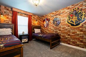 Gorgeous 4Bd with Pool @ Storey Lake Resort 4475