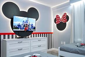 Gorgeous 4Bd with Pool @ Storey Lake Resort 4475