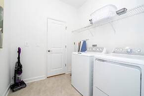 Gorgeous 5Bd Screened Pool at Champions Gate 1125