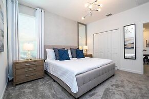 Gorgeous 5Bd Screened Pool at Champions Gate 1125