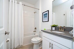 Gorgeous 5Bd Screened Pool at Champions Gate 1125