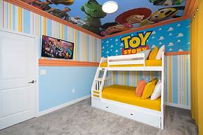 Gorgeous 5Bd Screened Pool at Champions Gate 1125