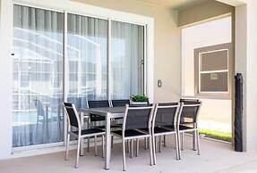 Gorgeous 5Bd Screened Pool at Champions Gate 1125