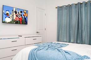 Marvelous 5Bd w/ Pool Close to Disney @ Storey Lake 2629