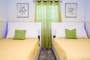 Marvelous 5Bd w/ Pool Close to Disney @ Storey Lake 2629