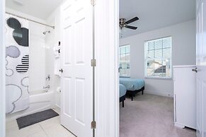 Splendid 4Bd Close to Disney @ Holly Village 132
