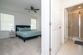 Splendid 4Bd Close to Disney @ Holly Village 132